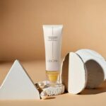 بنر 1 کرم ضدآفتاب SPF50 بی رنگ مناسب انواع پوست لدورا کر ۸۰ میلی لیتر